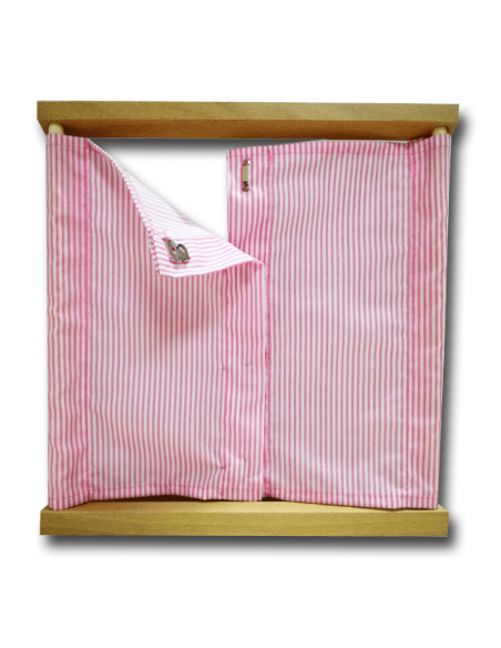 Hook & Eye Dressing Frame Hook & Eye Dressing Frame